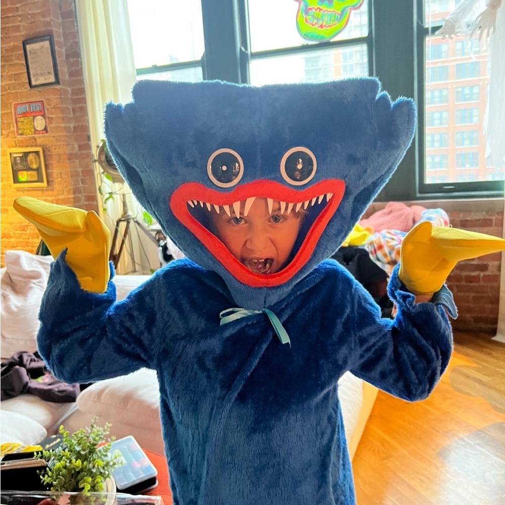 Huggy wuggy Blue Monster Costume with Yellow Gloves poppy’s playtime